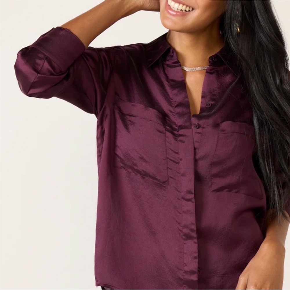 Evereve Ava Organza Button Down Shirt in Wine Size Medium NWT